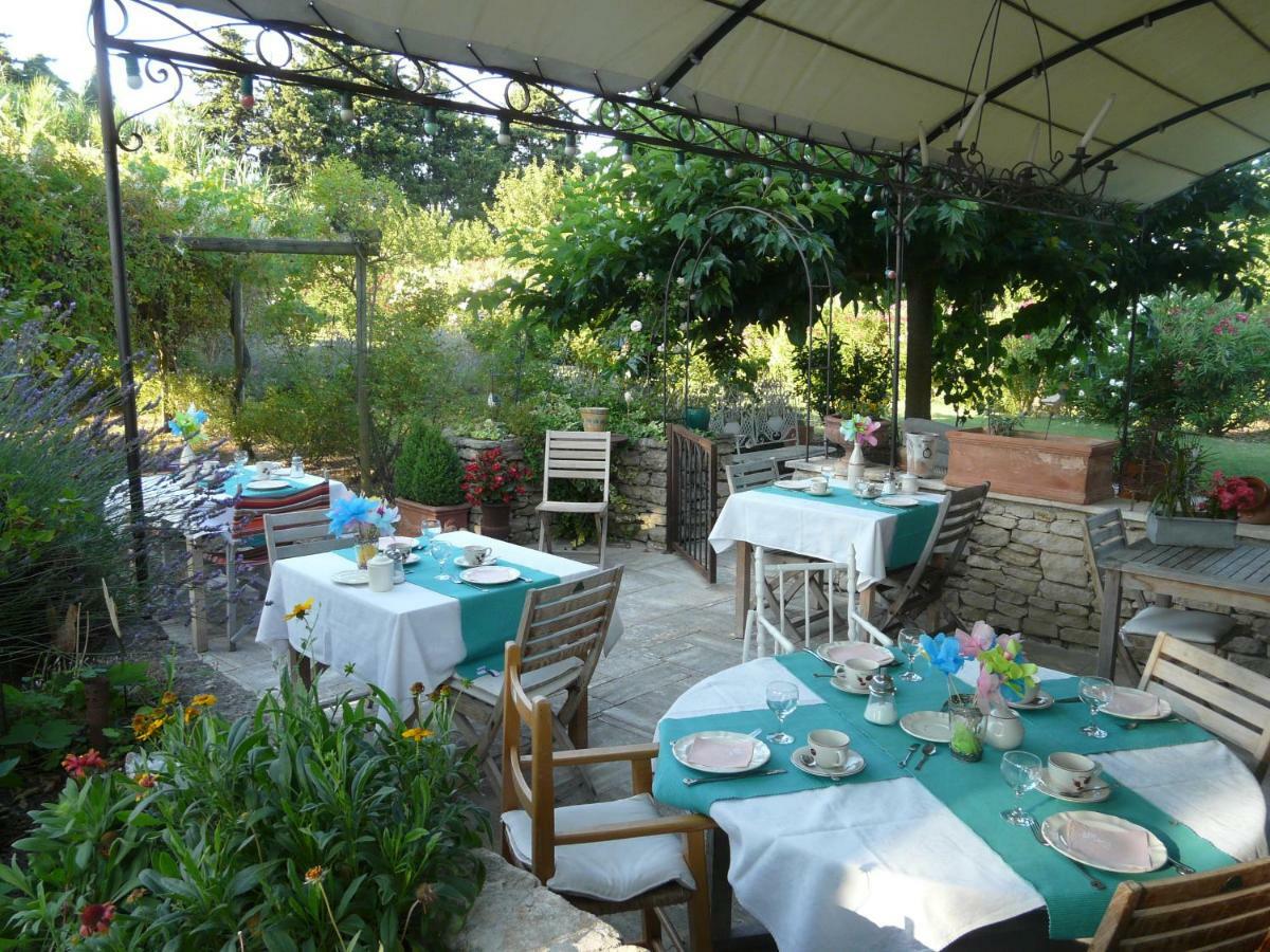 La Capucine Bed & Breakfast Lagnes Exterior foto